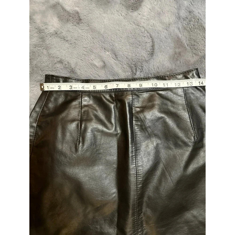 Comint black leather